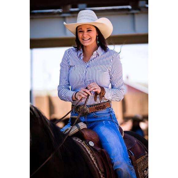 Meet your Posher, Vicky - Picture 1 of 1